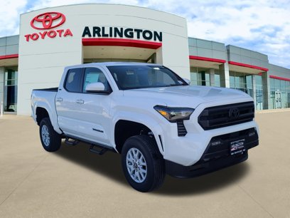 New 2025 Toyota Tacoma SR5