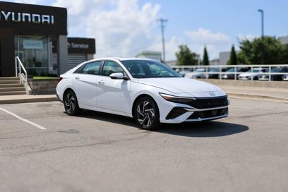 New 2025 Hyundai Elantra Limited
