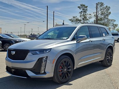 New 2025 Cadillac XT6 Sport w/ LPO, Onyx Lite Package