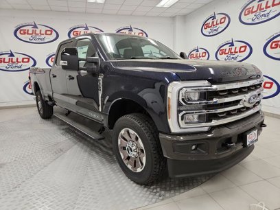 New 2025 Ford F350 King Ranch w/ FX4 Off-Road Package