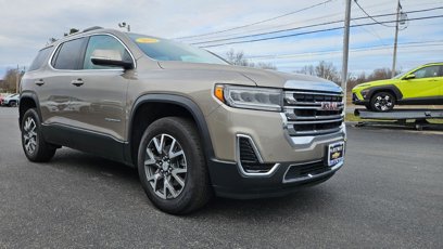 Used 2023 GMC Acadia SLE w/ Driver Convenience Package