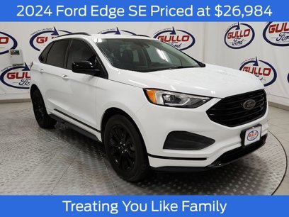 Used 2024 Ford Edge SE w/ Black Appearance Package