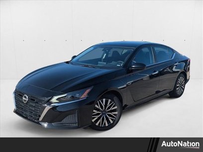 Used 2023 Nissan Altima 2.5 SV