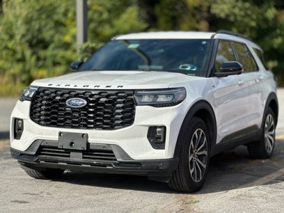 Used 2025 Ford Explorer ST-Line