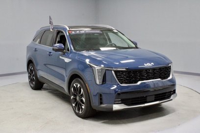 Used 2025 Kia Sorento SX