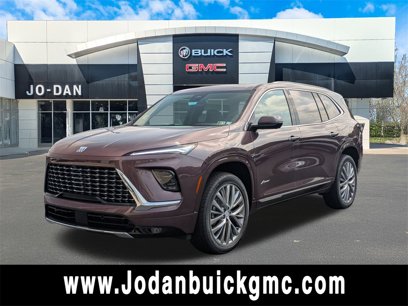 New 2025 Buick Enclave Avenir w/ LPO, Floor Liner Package