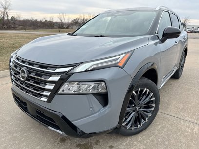 New 2025 Nissan Rogue Platinum w/ Tech Package