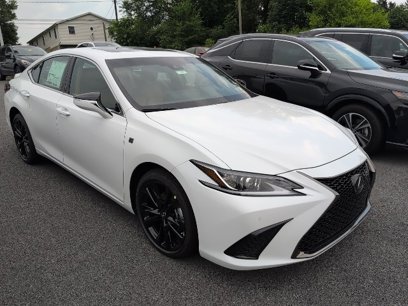 New 2025 Lexus ES 350 w/ Premium Package