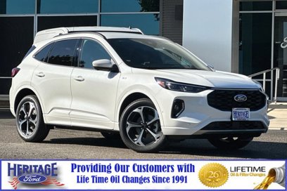 New 2023 Ford Escape ST-Line Elite w/ Premium Technology Package