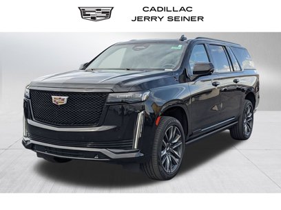 Used 2022 Cadillac Escalade ESV Sport Platinum w/ Heavy-Duty Trailer Package