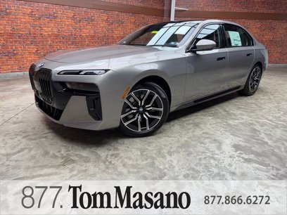 Used 2025 BMW 760i xDrive w/ Premium Package