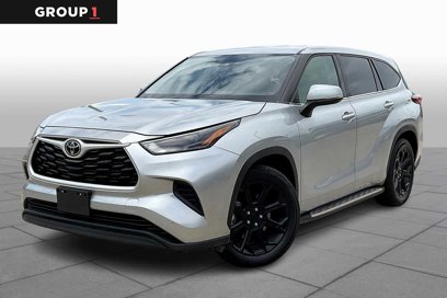 Used 2022 Toyota Highlander L