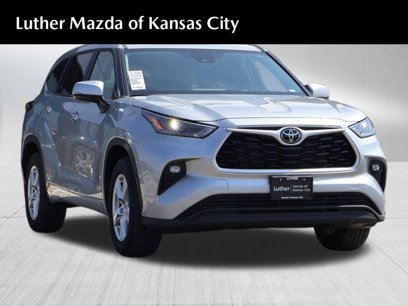Used 2023 Toyota Highlander LE