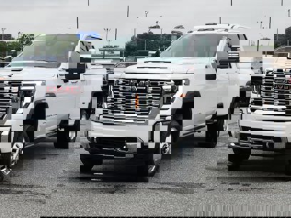 New 2025 GMC Sierra 3500 Denali w/ Denali Reserve Package