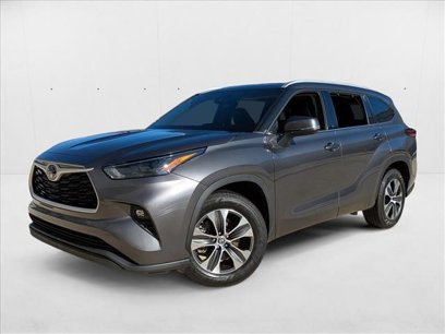 Used 2022 Toyota Highlander XLE