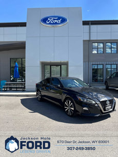 Used 2021 Nissan Altima 2.5 SR w/ SR Premium Package