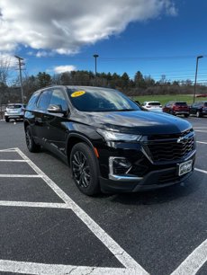 Used 2023 Chevrolet Traverse RS
