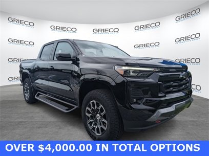 Used 2024 Chevrolet Colorado Z71 w/ Z71 Convenience Package 2