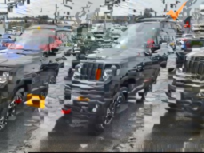 Used 2023 Jeep Renegade Trailhawk w/ Trailer Tow Group