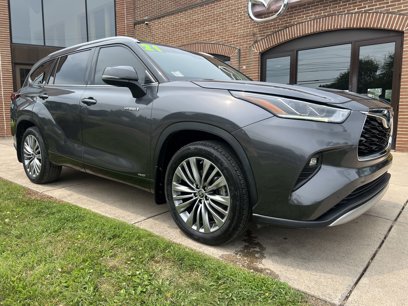 Used 2021 Toyota Highlander Platinum