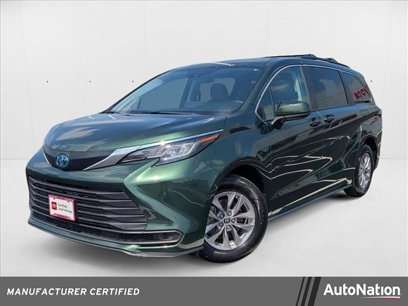 Used 2022 Toyota Sienna LE
