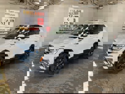 New 2024 Volkswagen Tiguan SE