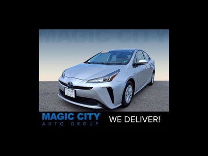 Used 2022 Toyota Prius LE
