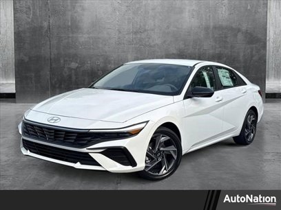 New 2025 Hyundai Elantra SEL