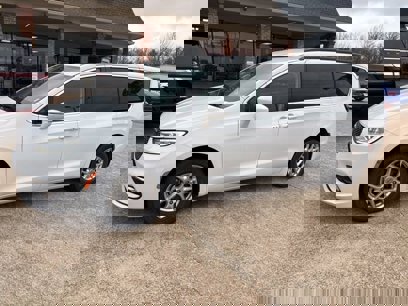 Used 2022 Chrysler Pacifica Touring-L