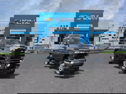 New 2025 Chevrolet Silverado 2500 LT w/ Convenience Package