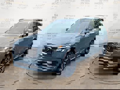 Certified 2022 Volvo XC90 T5 Momentum