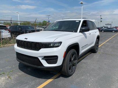 New 2025 Jeep Grand Cherokee Altitude