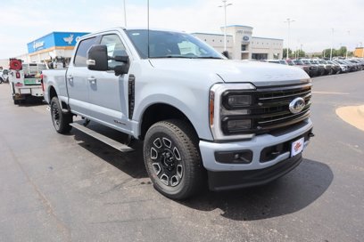 New 2025 Ford F250 Platinum w/ FX4 Off-Road Package