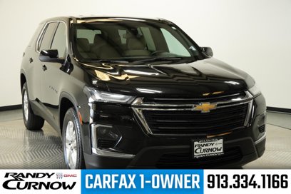 Used 2023 Chevrolet Traverse LS