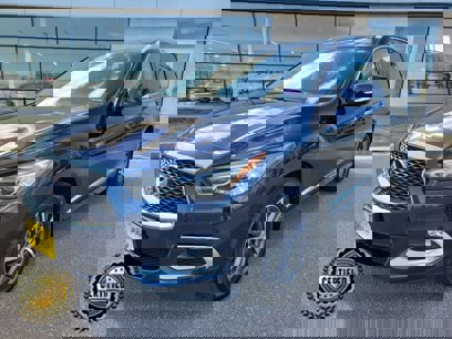 Used 2019 INFINITI QX60 Luxe w/ Essential Package