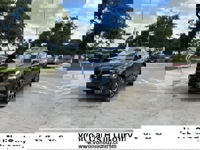 New 2025 Volvo XC60 B5 Plus w/ Protection Package Premier