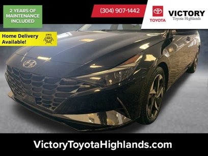 Used 2023 Hyundai Elantra Limited w/ Preferred Accessory Package