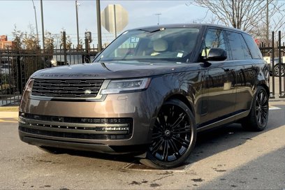 New 2025 Land Rover Range Rover SE