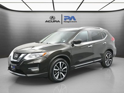Used 2017 Nissan Rogue SL w/ SL Premium Package