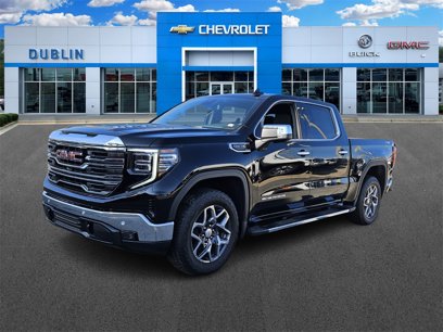 New 2025 GMC Sierra 1500 SLT w/ SLT Premium Plus Package