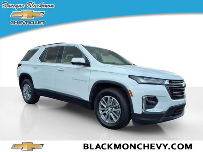 Used 2023 Chevrolet Traverse LT