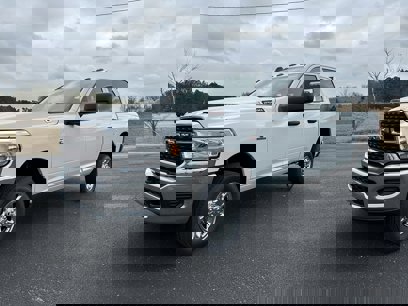 New 2024 RAM 2500 Tradesman w/ Towing Technology Group