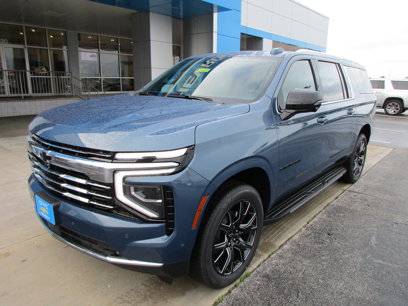 New 2025 Chevrolet Suburban LT w/ Comfort Package
