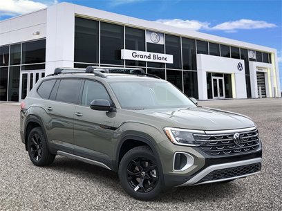 New 2025 Volkswagen Atlas Peak Edition SE