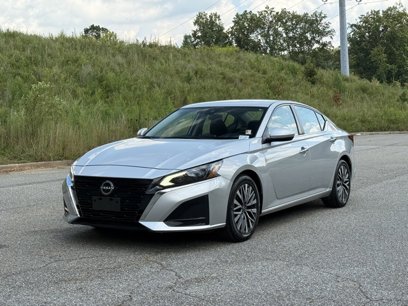 Used 2023 Nissan Altima 2.5 SV