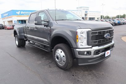 New 2025 Ford F450 XL w/ 360-Degree Camera Package