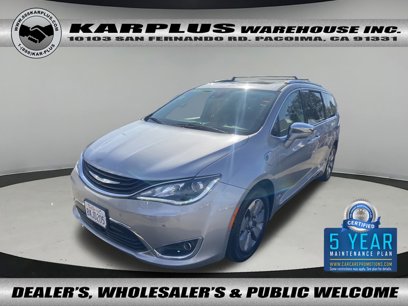Used 2017 Chrysler Pacifica Platinum
