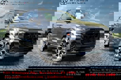 New 2025 Audi Q8 Premium Plus