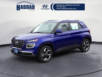 Used 2022 Hyundai Venue Limited w/ Cargo Package