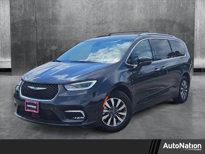 Used 2021 Chrysler Pacifica Touring-L